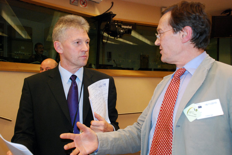 MEP George Lyon (ALDE), Nathaniel Page (Fundatia ADEPT)