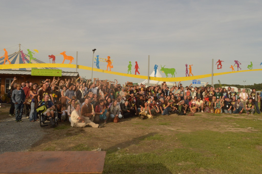 Participants to the "Sow your resistance!" event. Photo by Paula Dragomir, Eco Ruralis.